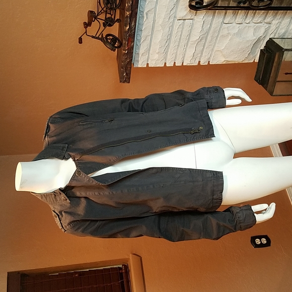 Dusty blue cool jacket. - Picture 3 of 7